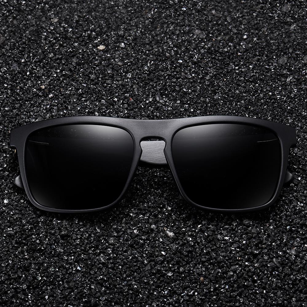 GM New Arrivals Black Wooden Polarized Sunglasses for Men Bamboo Sunglasses Red UV400 Lenses Fashion Driving Shades Carton S5523