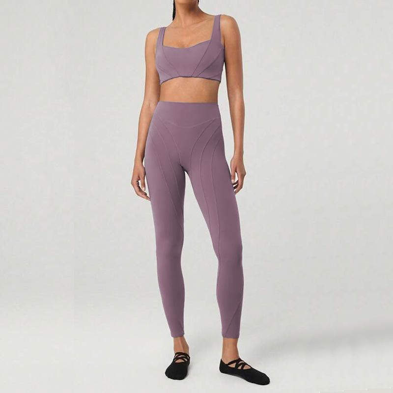 A set of yoga clothes in Europe and the United States, women's high-sense high waist hip lift exercise running fitness suit YY111