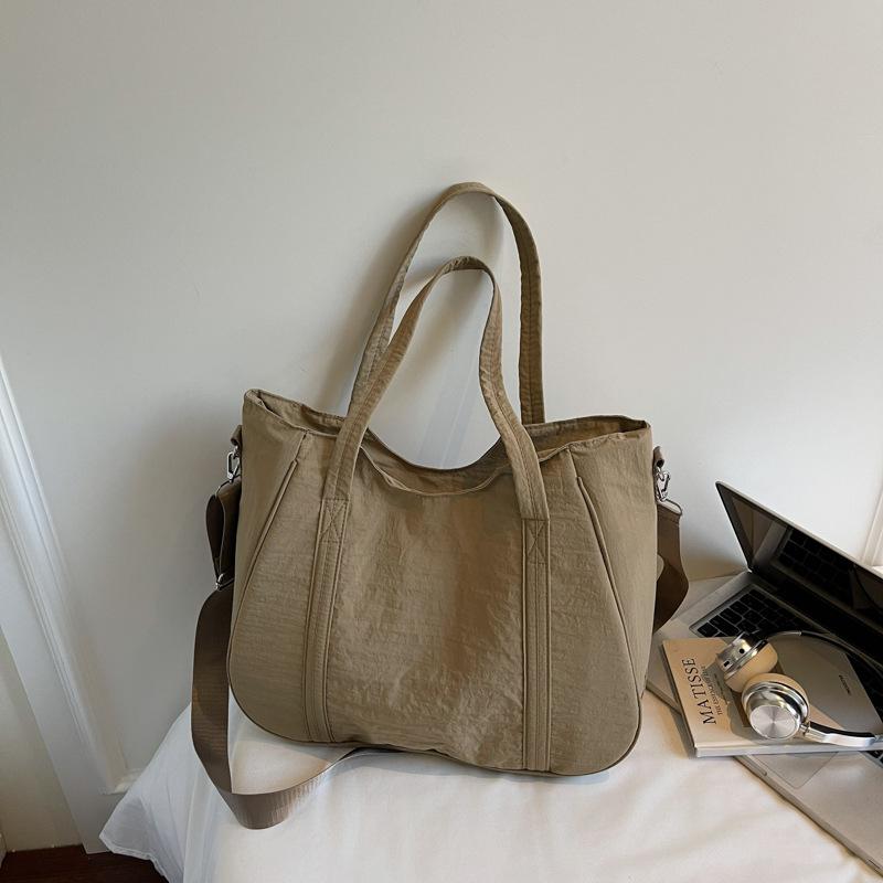 2025 fashion trend casual texture large-capacity bag autumn new tote bag women's shoulder messenger bag