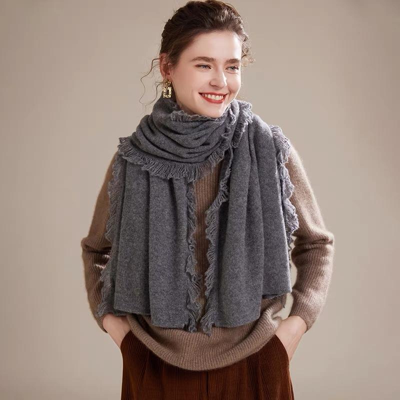 100% Pure Merino Wool Tassel Shawl Wrap Elegant Fashionable Warmth for Women
