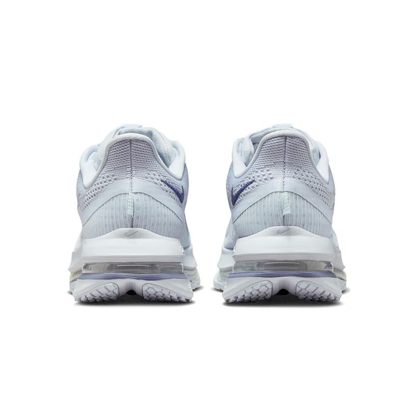 Nike Women's Pegasus Premium Running Shoes