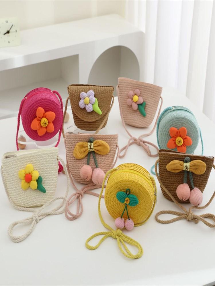 Children's Straw Woven Crossbody Bag - Small Girl's Phone and Coin Purse for Summer Outings and Seaside Trips