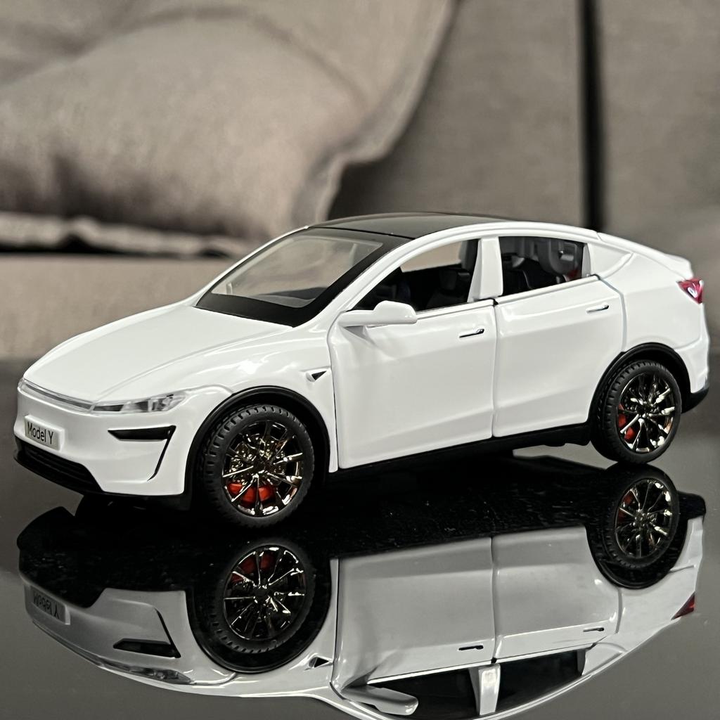 New 1:32 Model Y Electric SUV Alloy Car Model Diecast Metal Toy Off-road Vehicles Car Model Sound And Light Kids Gifts With Boys