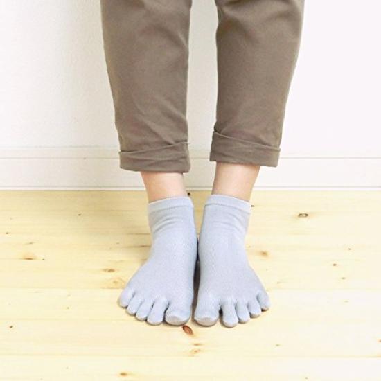 Silk Sizes Made in Japan Set of Five-Toe Socks, 23-25cm, (Silver Gray, 3)