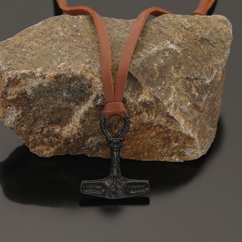 Vintage Viking Hammer Pendant Necklace for Men, Nordic Style Jewelry, Party Accessories