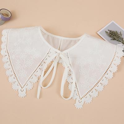 Κομψό ιαπωνικό ψεύτικο γιακά Dickey για γυναίκες κορίτσια Floral κεντημένο δαντέλα λευκό κασκόλ Φουλάρι φοιτητικό κολιέ Capelet