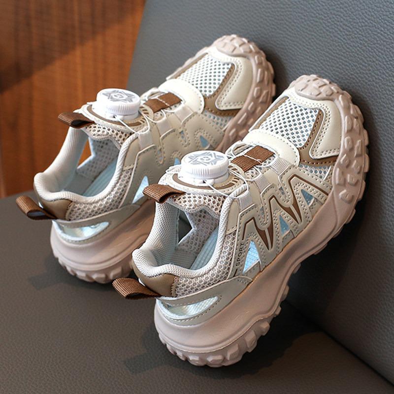 Girls' Breathable Mesh Sports Shoes - Summer 2026, Soft Sole, Hollow Design, Medium to Large Sizes