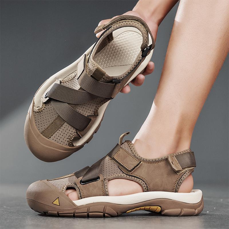 Summer Men Sandals Handmade Leather Hiking Outdoor Beach Shoes Fashion and Casual Sandals Men's Summer Shoes Sandals