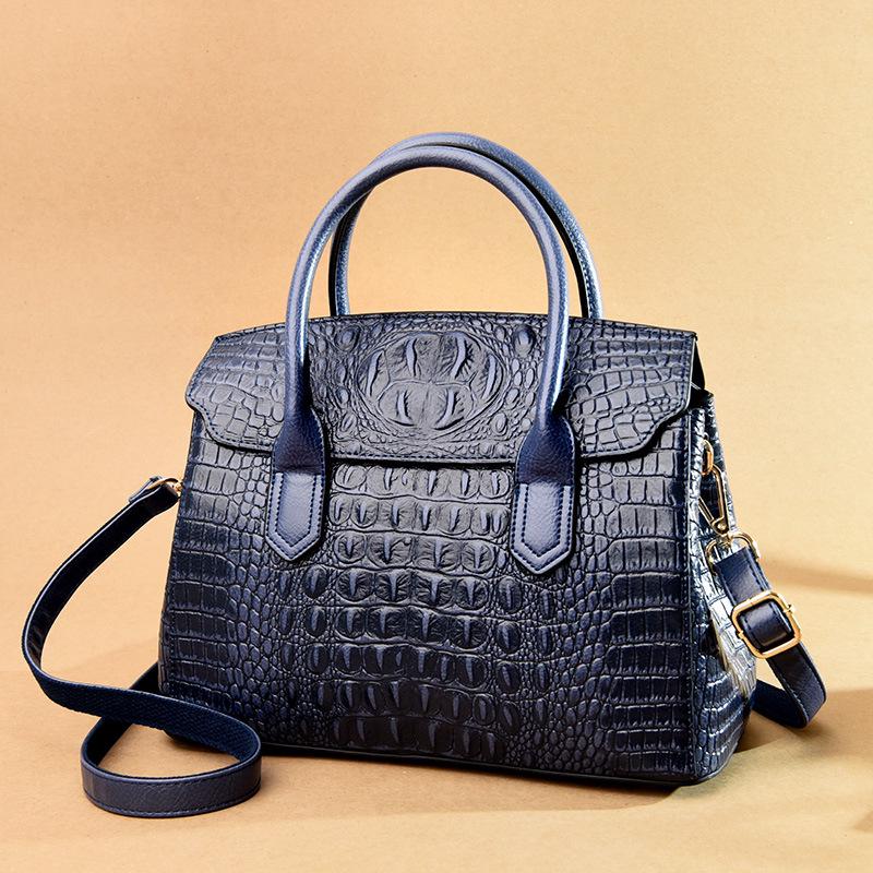 2025 Trendy Retro Crocodile Pattern Women's Crossbody Handbag