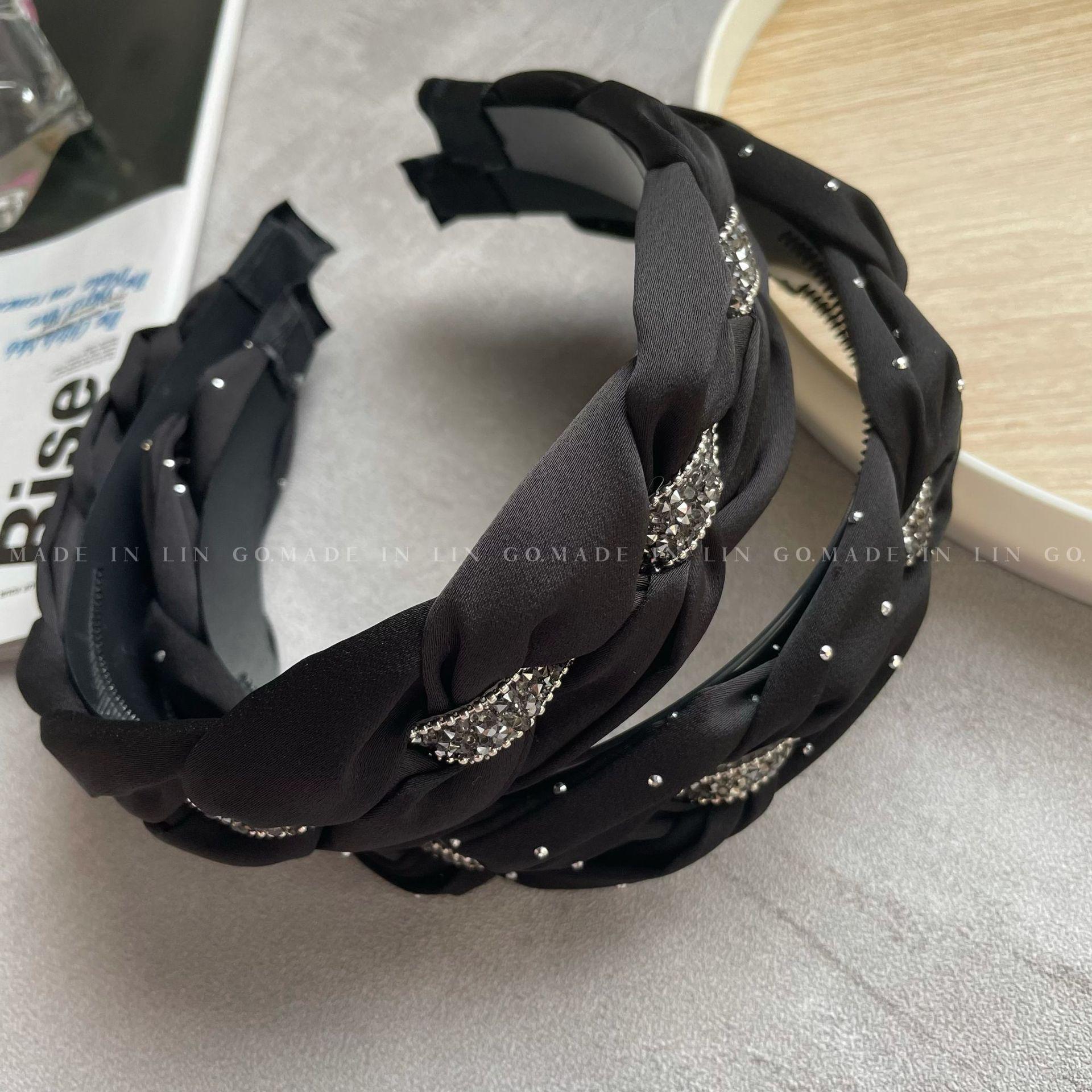 

Exquisite 2024 High Crown Rhinestone Headband for Women - Elegant Hair Clip