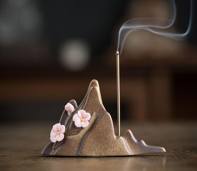 

Ceramic Plum Blossom Pen Rest Home Desktop Joss-stick Base Incense Ceremony Ornaments Zen Tea Ceremony Accessories Tea Pets