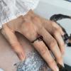 Серебряное кольцо с искусственным гранатом nano, фианитами, вес изделия 2,53 гр (60002414)