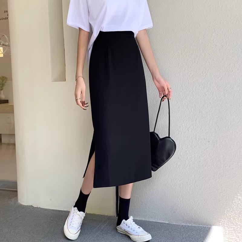 

Plus Size High-Waist Black A-line Midi Skirt for Wide Hips & Thick Thighs XL [For 119-130 lbs]