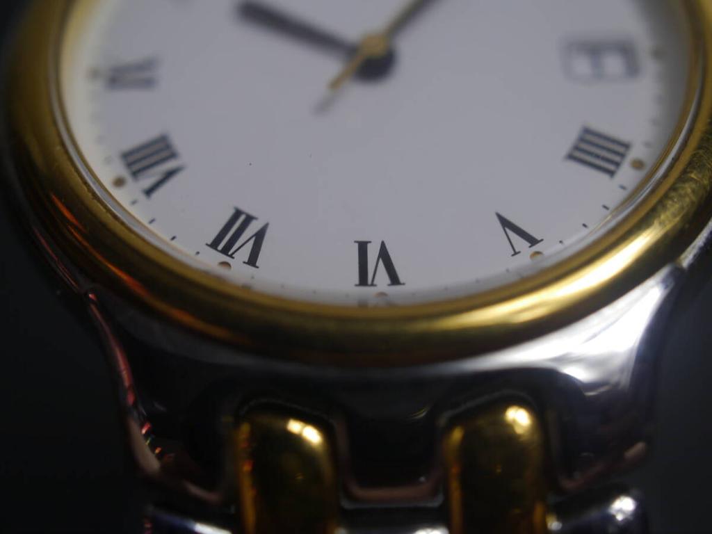 SEIKO quartz date sapphire model working condition 3-hand watch, strap, crystal, 7N42-F080, men's watch, (ab735).