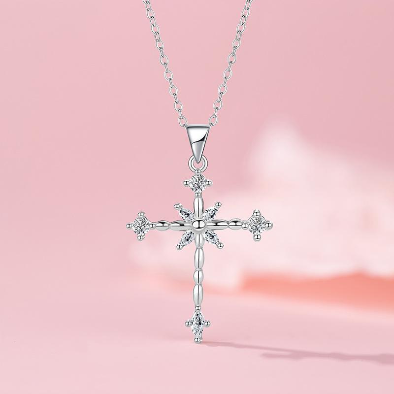 

Простое ожерелье с крестом из циркония, женская мода, темперамент, подвеска из нержавеющей стали, цепочка на ключицу