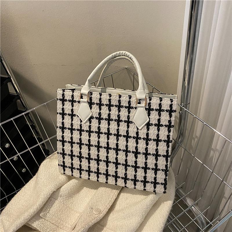 Trendy Fashionable Women's Tote Bag Stylish Spring Summer Small Square Handbag