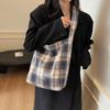 Large-capacity bag women's new autumn and winter college style plaid shoulder bag double-sided class commuter bag