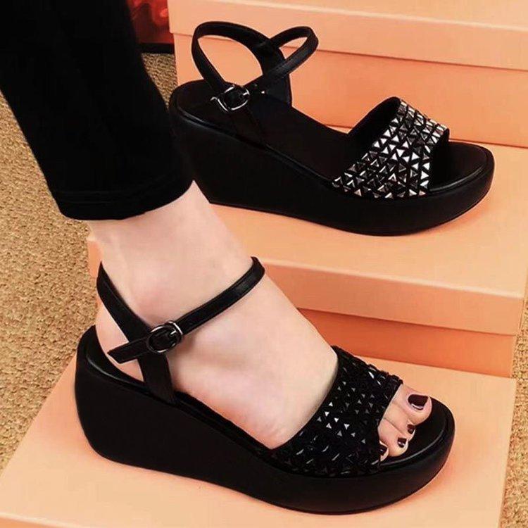 

Сандалии на среднем каблуке, женские, летние, новые, на толстой подошве, водонепроницаемые, универсальные, с пряжкой в виде одного слова, с блестками, большого размера 35 чёрный