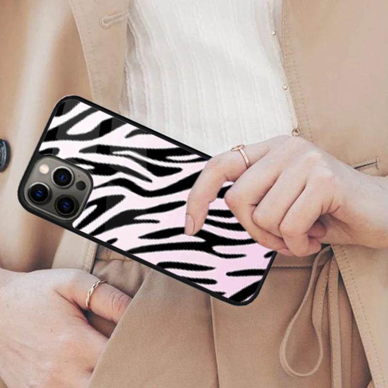 Cow Zebra Pattern Magnetic Phone Case For APPLE iPhone 17 Air 16 14 13 12 Pro Max 15 Plus Wireless Charge With MagSafe Cover