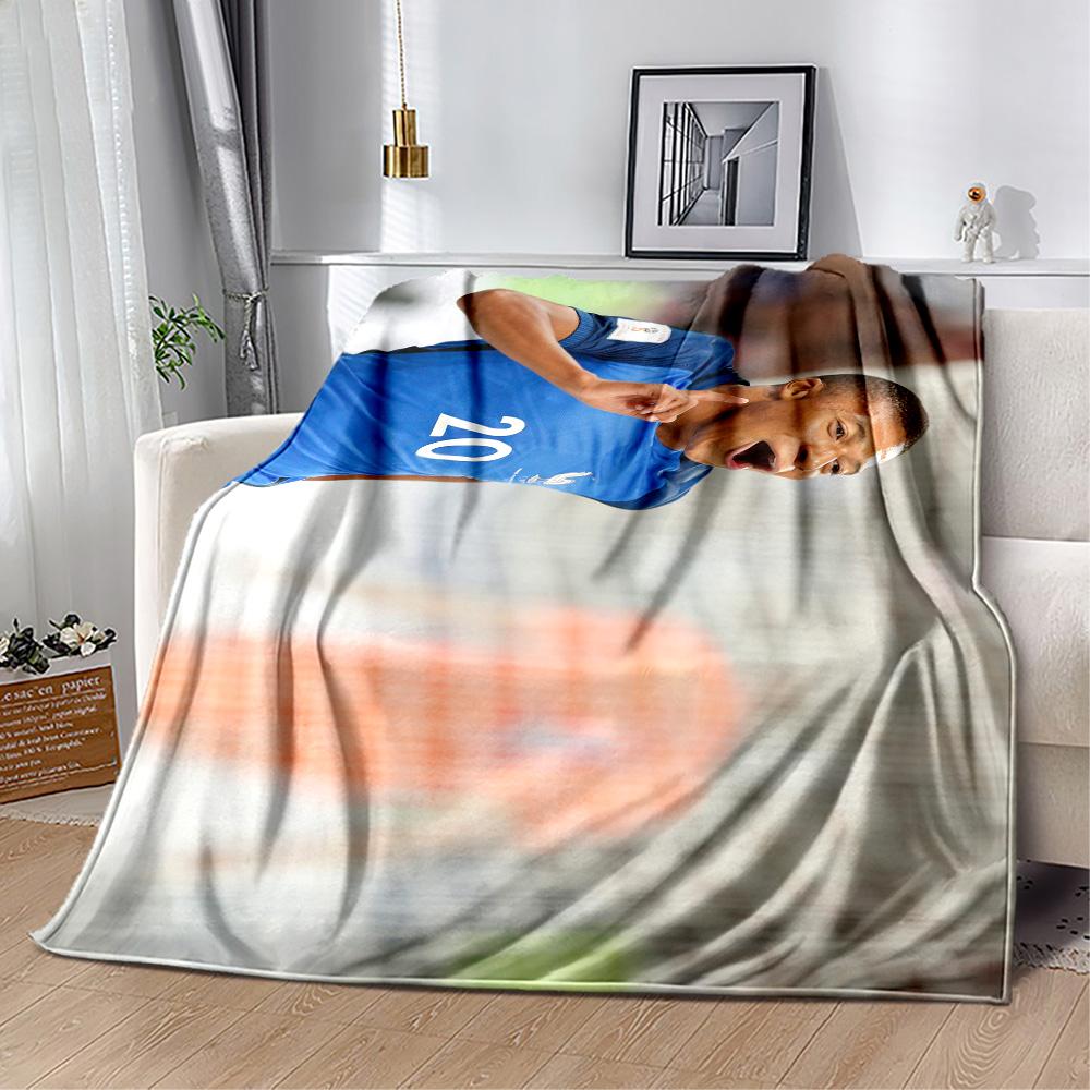 France Football Star Blanket Ultra-Soft Suitable for Bedding Office Office Chair for All Occasions Modern Style