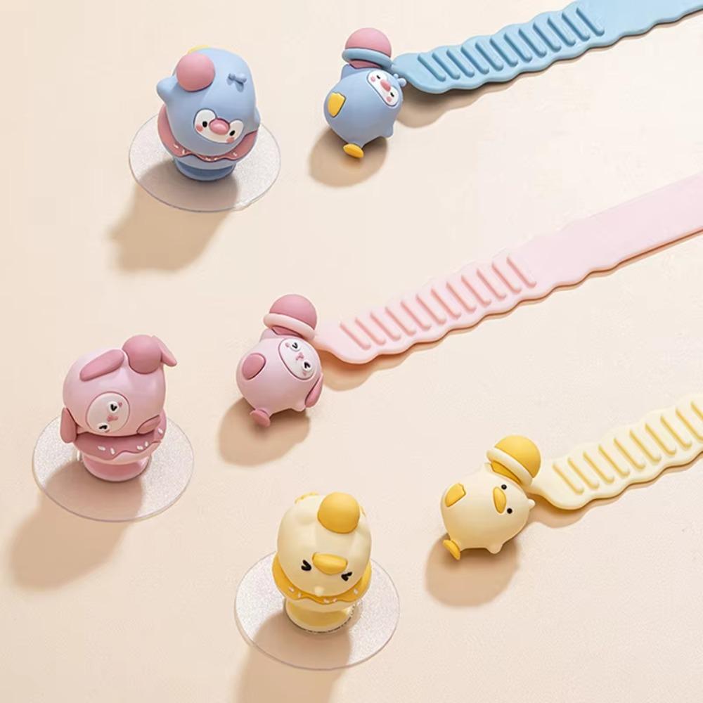 Anti-Dirty Closestool Holder Cartoon Toilet Lid Opener Portable Toilet Lifting Device  Bathroom