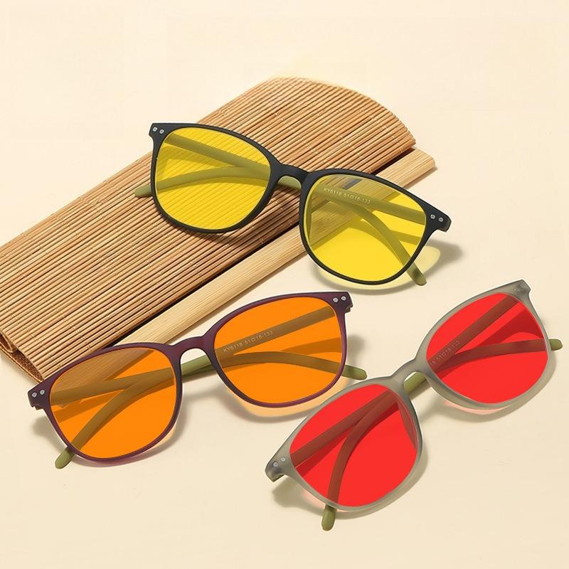 New Fashionable Commuter Night Vision Anti-Blue Light Glasses Gaming and Office Eye Protection Classic Driving Eyewear