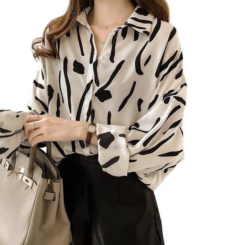Women's Plus Size Korean Style Graffiti Print Long Sleeve Blouse
