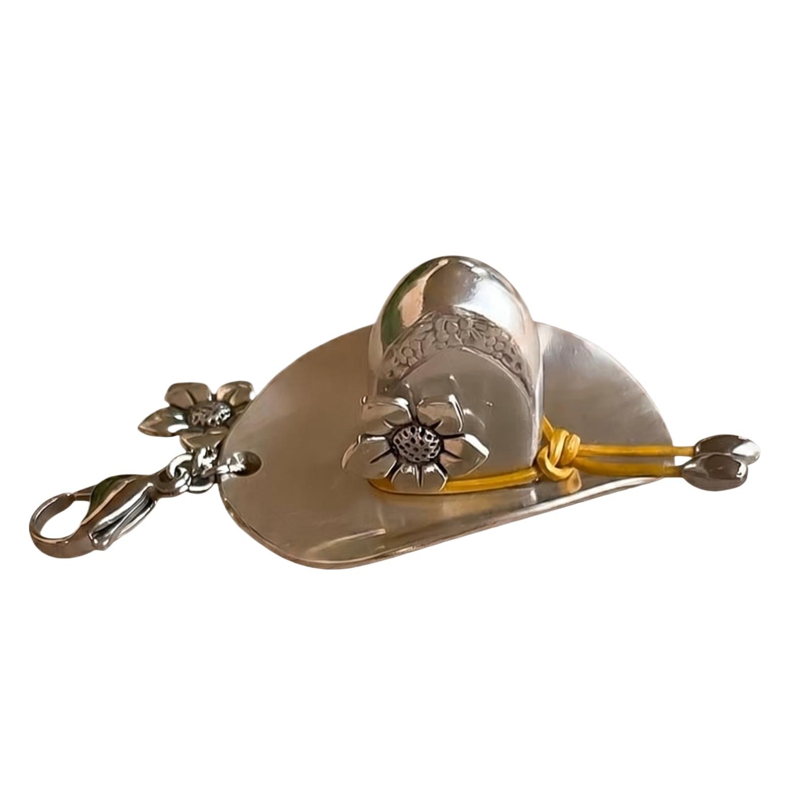 

Heart Shaped Metal Keychain with Decorative Letter L and Floral Accents Leather Strap Bag Charm Accessory One Size