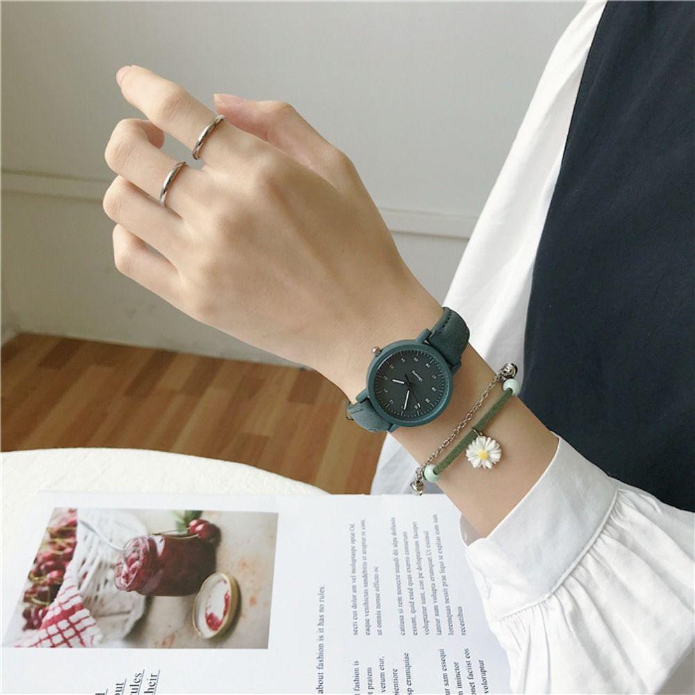 Solid Colo Girls Leather Wrist Watch Round Dial Women's Quartz Watch Clock Fashion   Lady