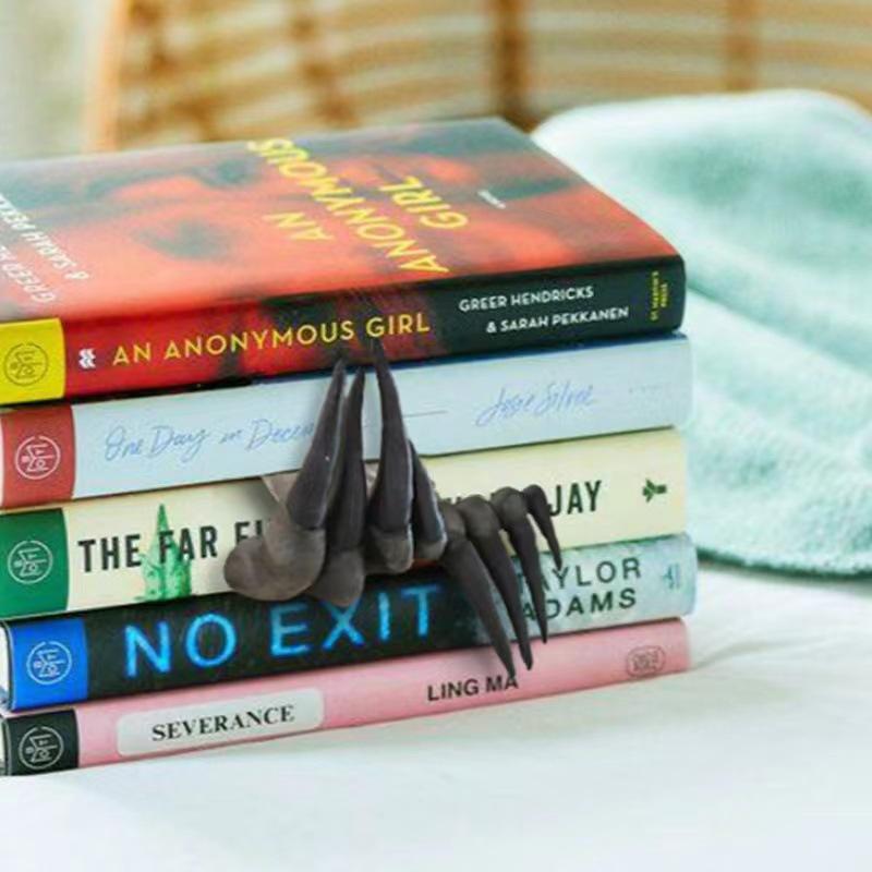 Thriller Demon Hand Halloween Horror Demon Hand Bookmark Devil Paw Resin Crafts Desktop Decoration Bookmark Ornament
