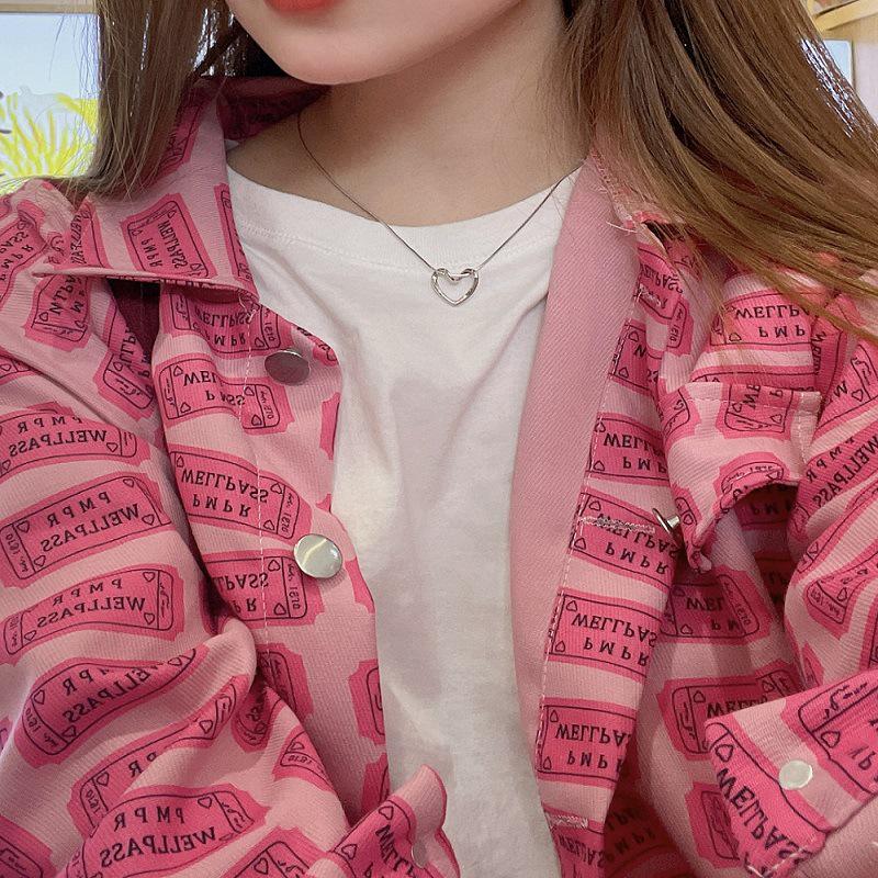 Hollow Love Necklace: Cold Style Sweater Chain with Light Luxury Niche Design, Simple Snake Bone Clavicle Chain for Women