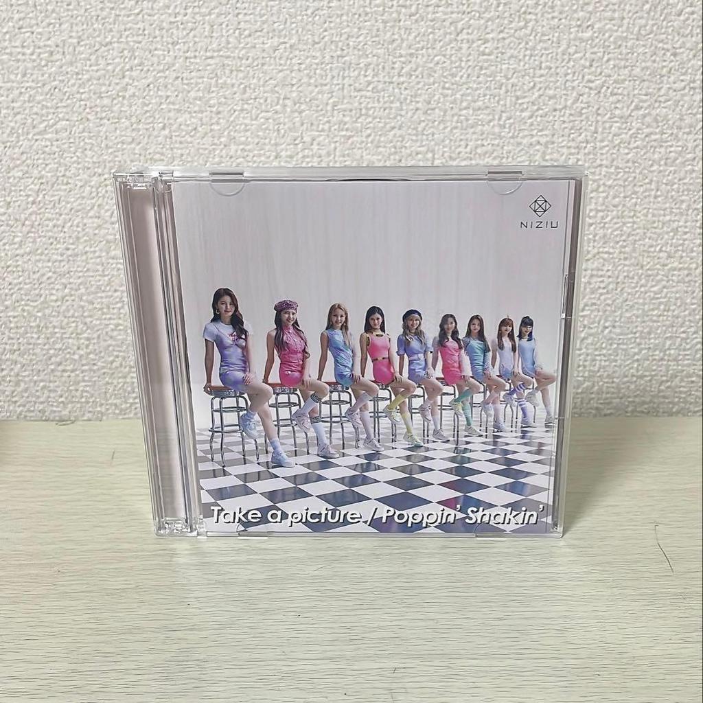 [GEBRAUCHT] NiziUTake a picture / Poppin'Shakin3 Format CD