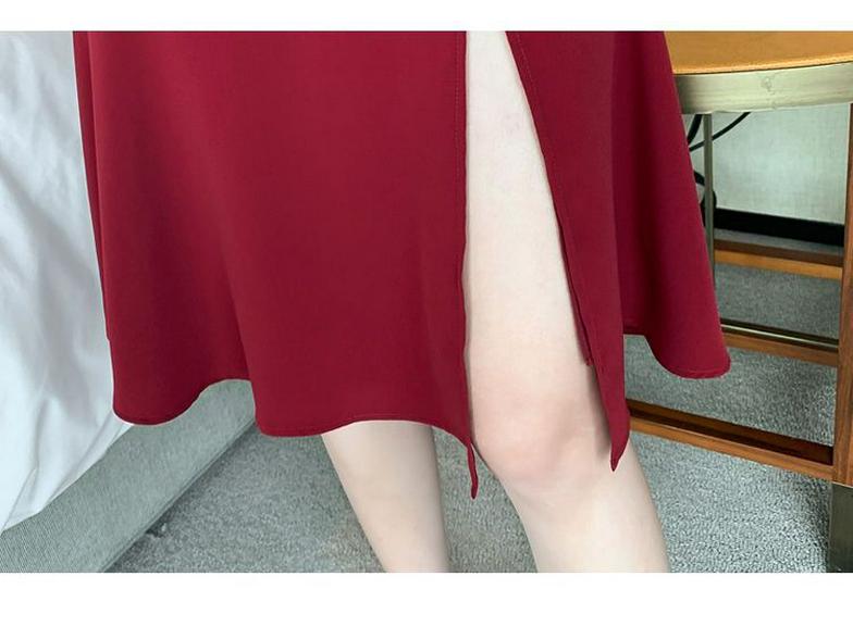 Elegant Forest Girl Slim-Fit Little Black Dress - Hepburn Style, Youthful Waist-Cinching Summer Design