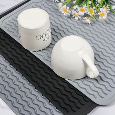 1Pcs New Kitchen Placemat Silicone Drying Mat Wave Draining Pad Non-slip Heat Insulation Pad Foldable Dish Holder Table Mat