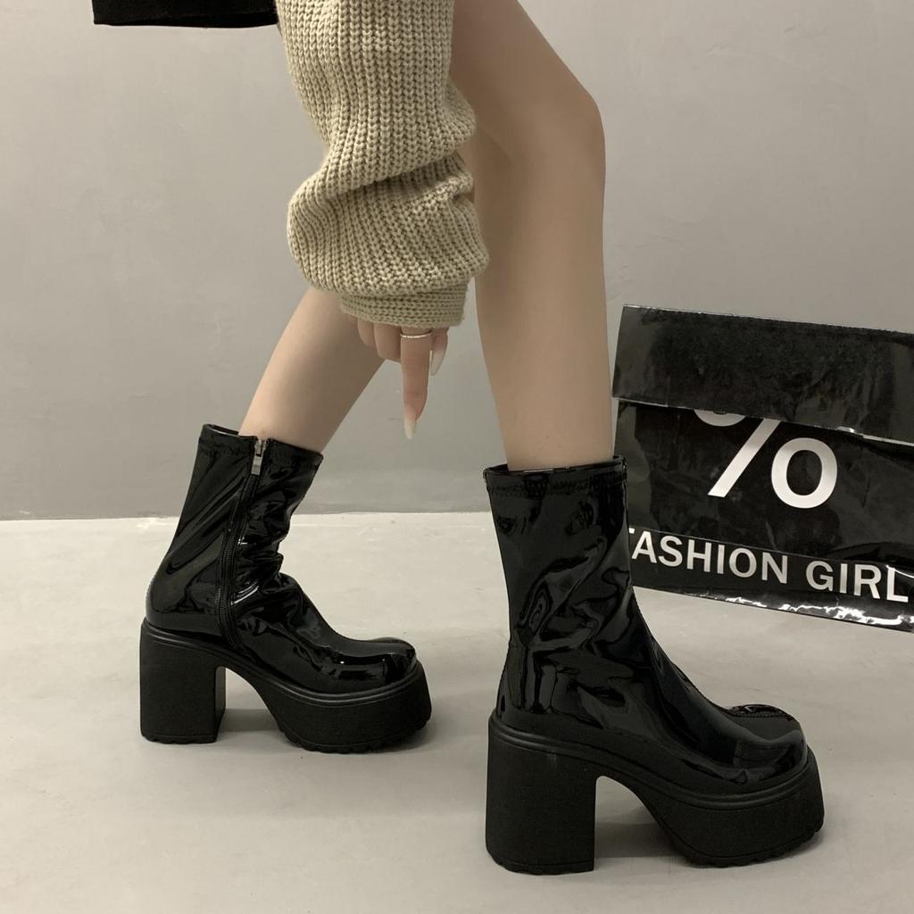 Fashion Woman Short Shoes Bright Upper Leather Ankle Boots for Women Zip High Quality Footwear Large Size Warm New In Pu Autumn Booties