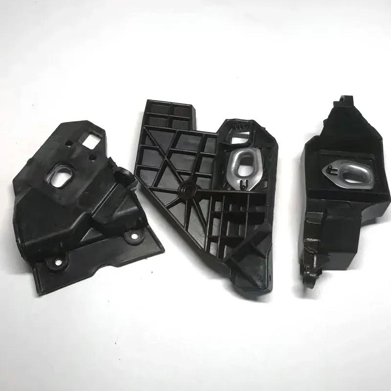 

For Mercedes Benz W176 2013-2016 A180 A200 A220 A250 A260 Car Headlights Repair Kit Bracket protection rings plastic brackets 1set left