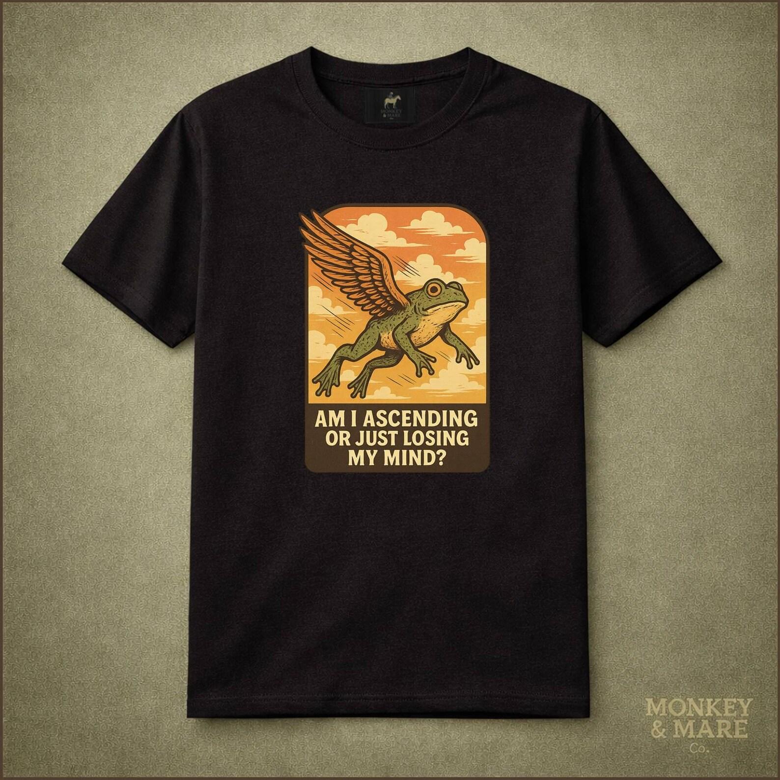 Flying Frog Shirt, Am I Ascending Or Just Losing My Mind, Surreal Trippy Animal Tee M