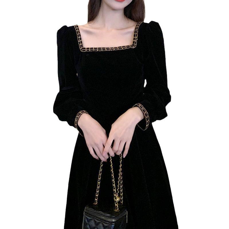 Hepburn style velvet dress women's early autumn new French high-end temperament long-sleeved black skirt