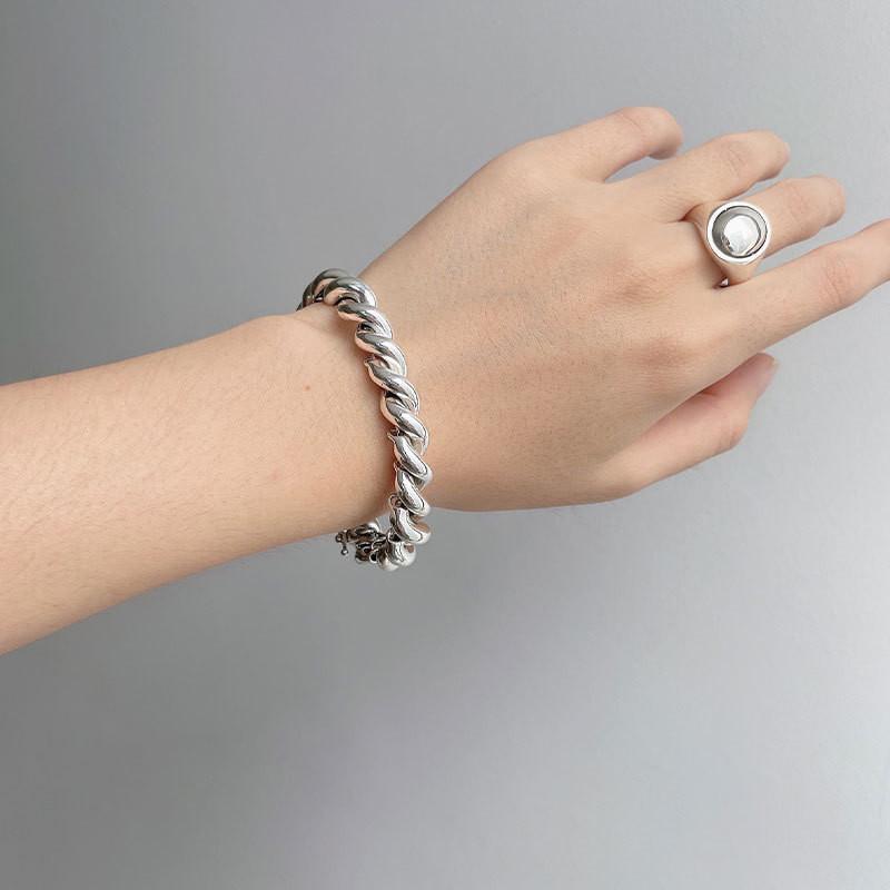 Korean Style Chic Adjustable Ring With Vintage Aesthetic And Eyecatching Shape Geometric
