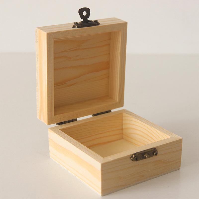 (PLUM)8x8x4.7cm Plain Natural Wooden Packing Box Storage Box Gift Box Wooden Storage Box Home Sundries Storage Box