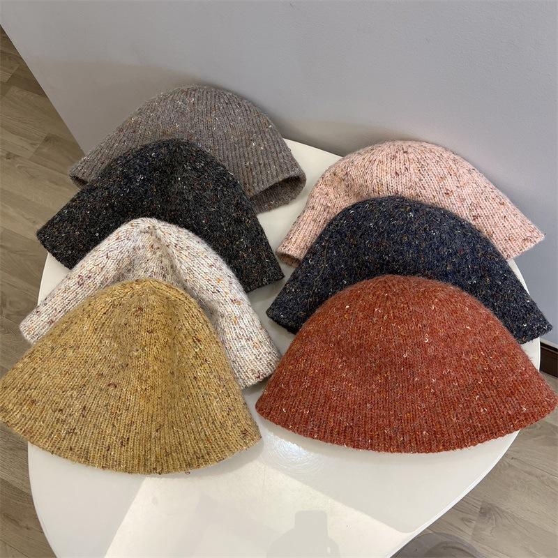 

Colored wool wool knitted bucket hat women s autumn and winter new small fresh warm fisherman hat M（56-58cm） Темно-синій