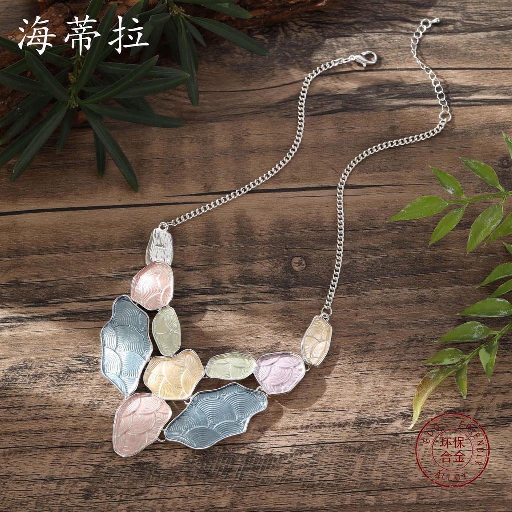 Color Painting Oil Exaggerated Geometric Necklace, Personalized Women Irregular Geometric Necklace