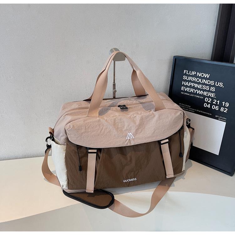 

Travel bag Large capacity women s trolley case Boarding bag Luggage bag Dry and wet separation Sports fitness bag хакі