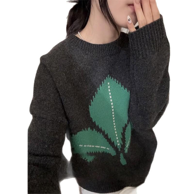 Red Bow Embroidery Knit Top: Women's Round Neck Long Sleeve, 2025 Autumn/Winter Fashion