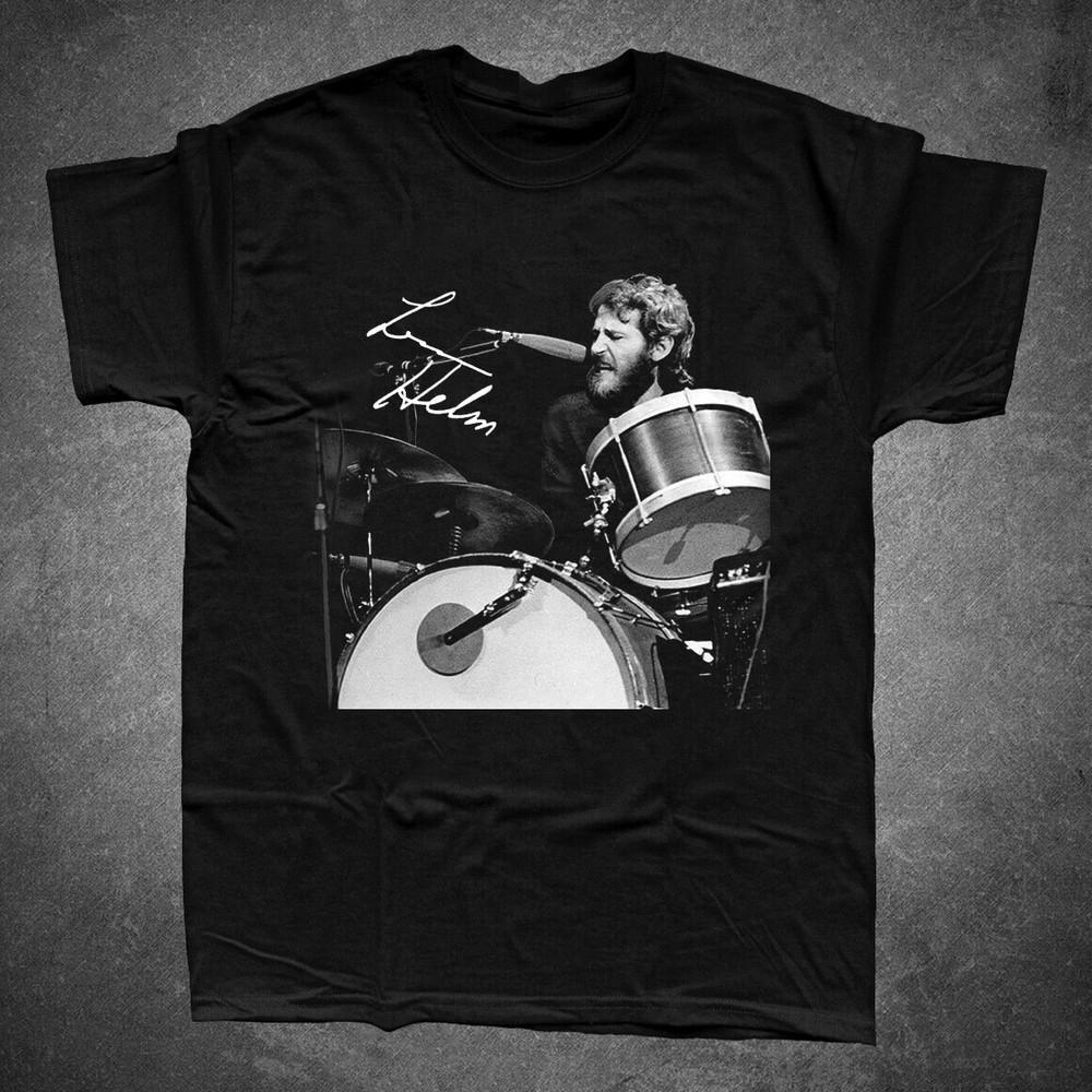 Levon Helm Performance dal Vivo T-Shirt Unisex a Maniche Corte Tutte le Taglie
