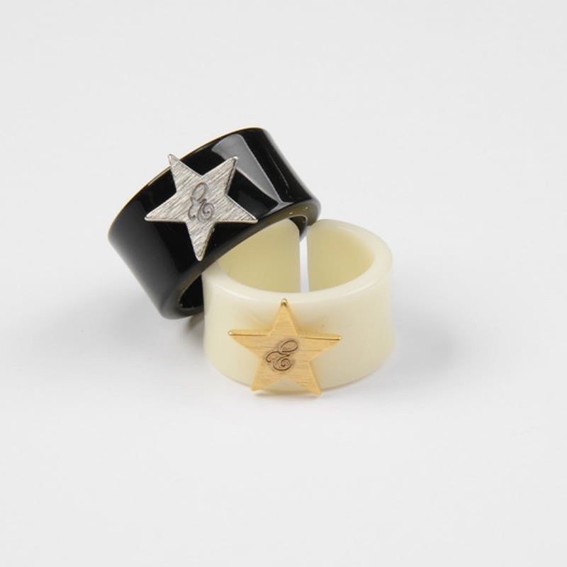 Eireve BLACK AND WHITE STAR RING SET (2PCS)
