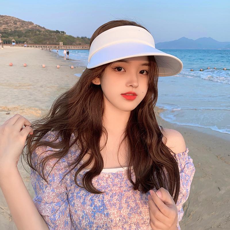 Roll-Up Beach Hat 