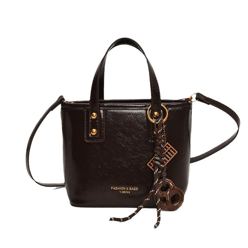 2025 New Bag Women's Bag Trendy Fashion Small Square Bag Popular Plush Pendant Shoulder Messenger Bag Premium Feeling Bag