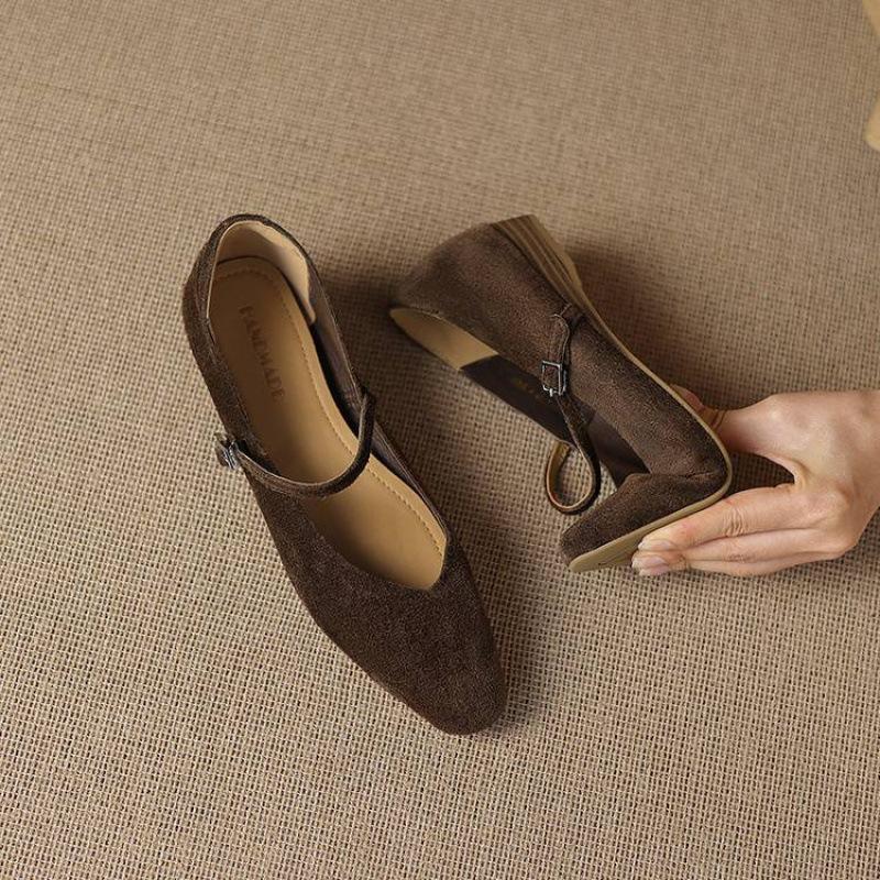 New women's casual single shoes solid color suede low heel cowhide large size women's shoes pointed four seasons wear leather lazy shoes
