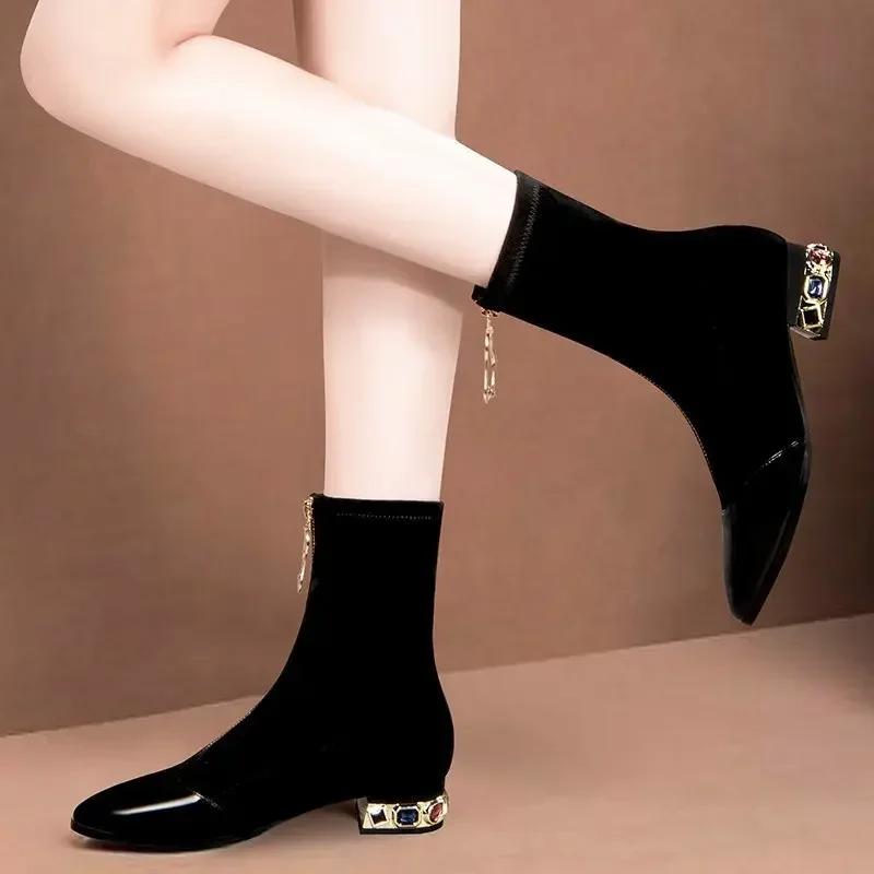 Damen Glänzende Pailletten Stiefeletten Wintermode Spitz Zehenbereich Reißverschluss Strass Quadratische Absätze Kurze Stiefel Retro Motorradschuhe